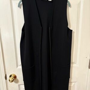 Wool Black Sleeveless Open-Front Dress Vest